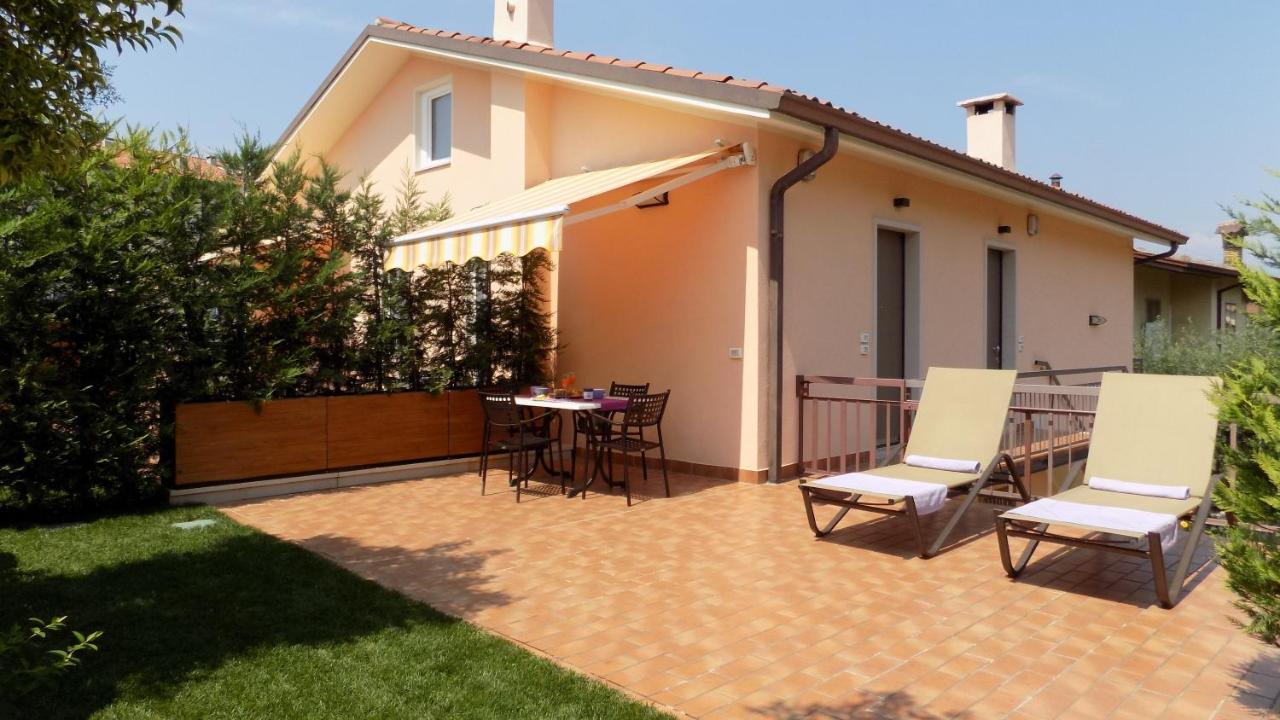 Millyholidays - Apartment Lilla - Center - Nearby Beach - Private Garden - Spa Pool Bardolino Ngoại thất bức ảnh