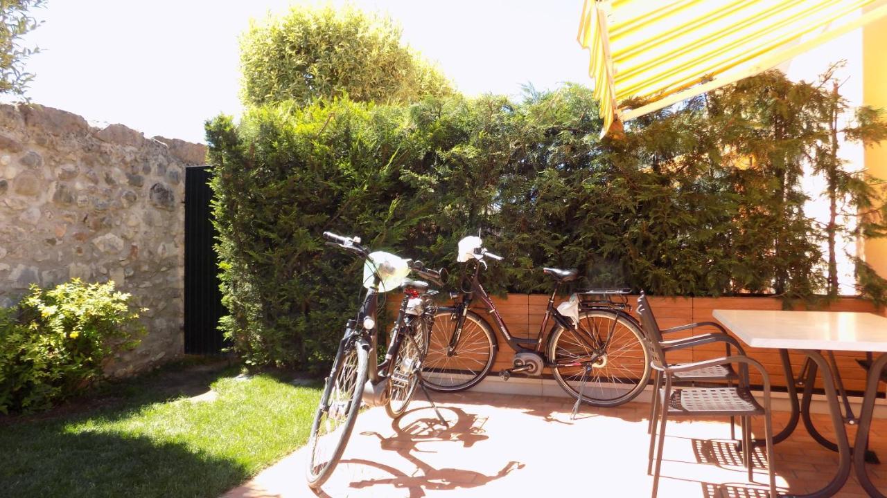 Millyholidays - Apartment Lilla - Center - Nearby Beach - Private Garden - Spa Pool Bardolino Ngoại thất bức ảnh