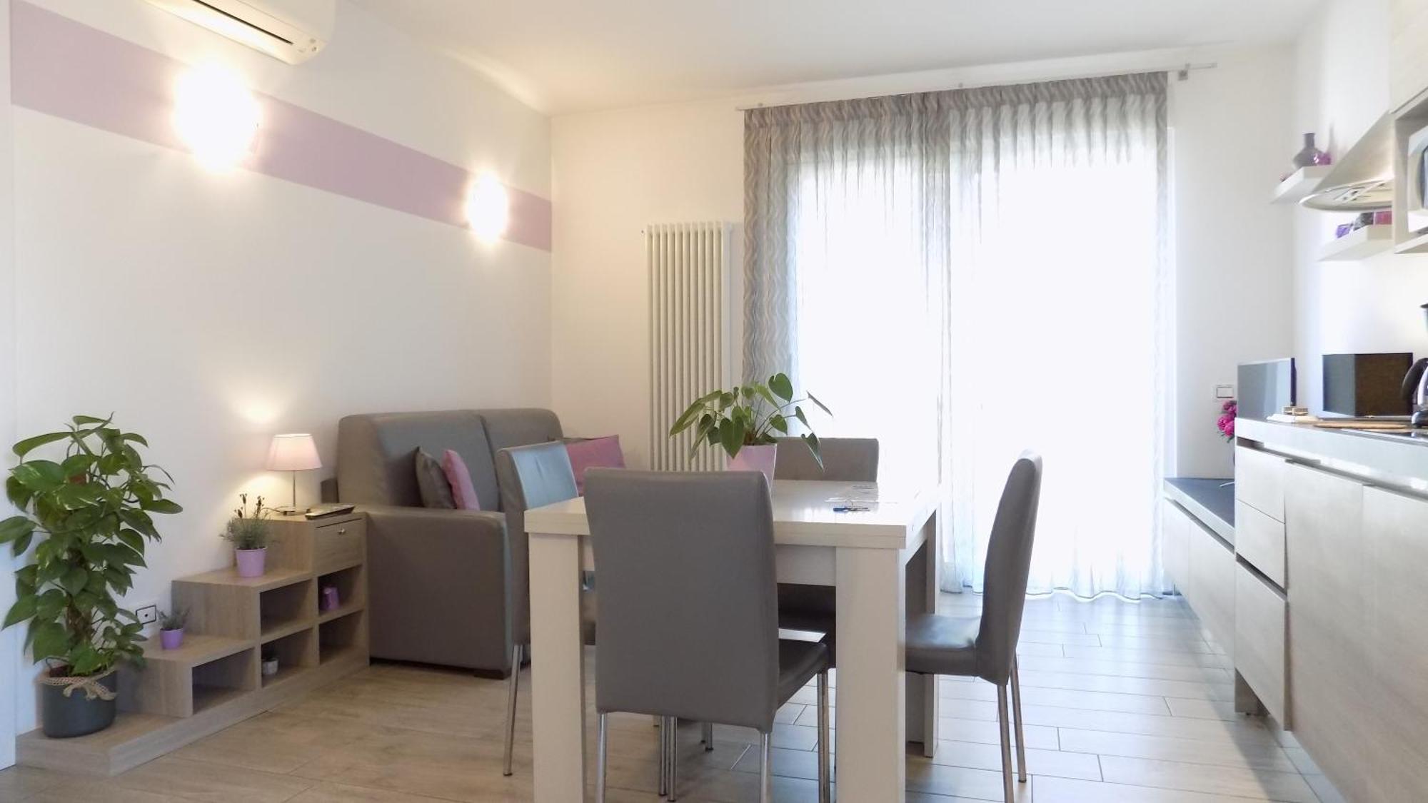 Millyholidays - Apartment Lilla - Center - Nearby Beach - Private Garden - Spa Pool Bardolino Ngoại thất bức ảnh